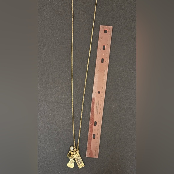 Vintage Music Long Gold Chain Charm Necklace - guitar, DJ, music note 🎵 - Picture 3 of 4